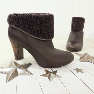 UGG Dandylion Knit Leather Ankle Boots Dark Brown Heeled Foldover Size 11